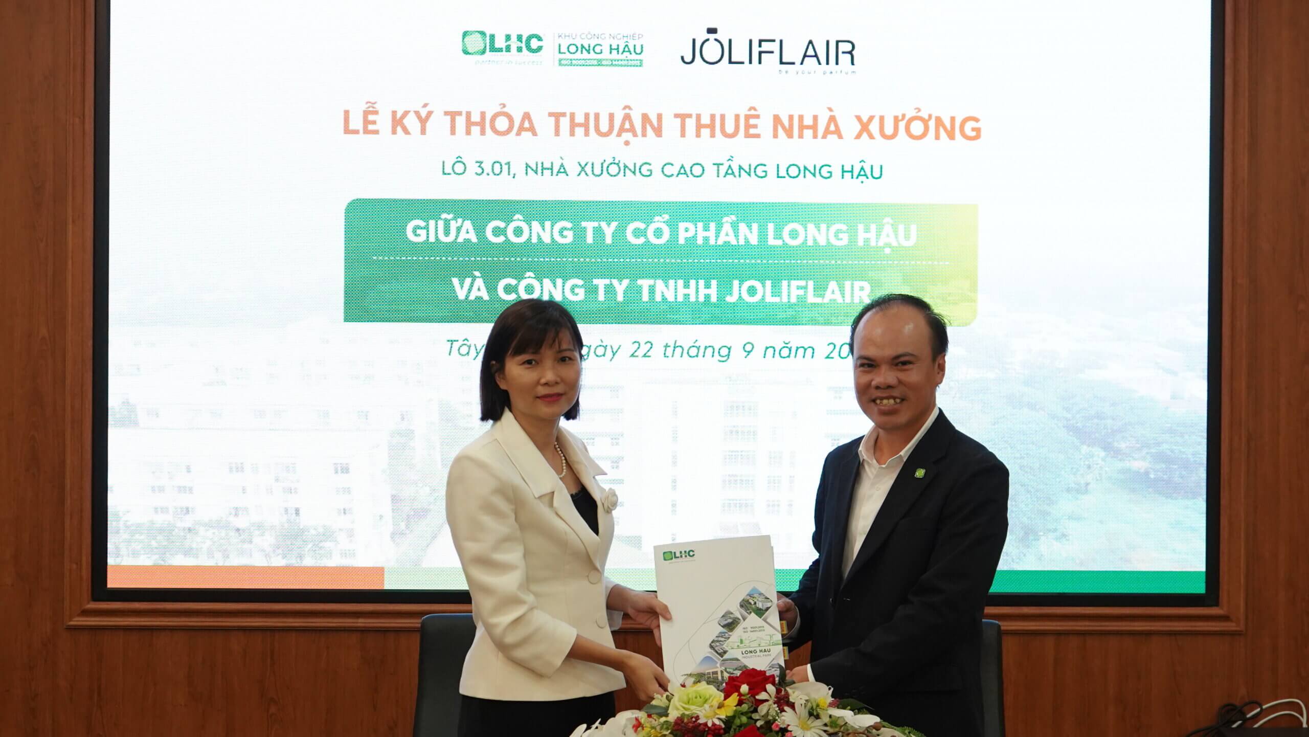 Cách Chọn Nhà Sản Xuất Nước Hoa Uy Tín Cho Thương Hiệu Mới